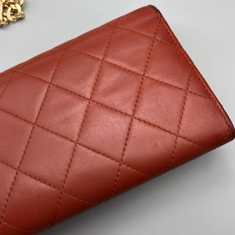❤️CHANEL Red Quilted Leather Wallet/Clutch